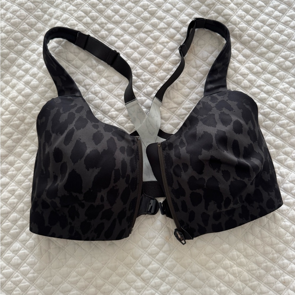 Victorias Secret knockout 36DD